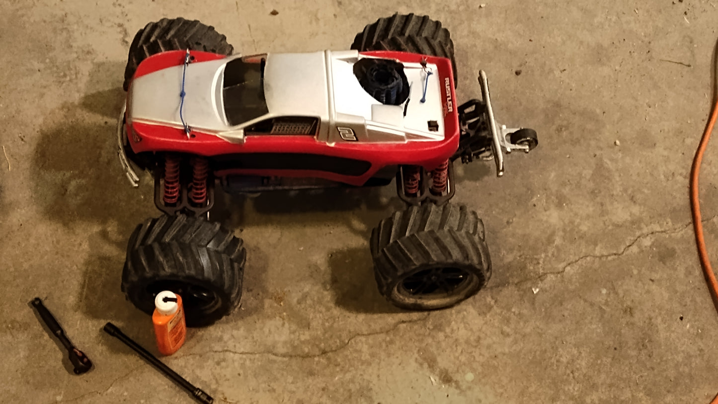 Traxxas t- Maxx classic with tuned 3.3 and single speed conversion kit r2r